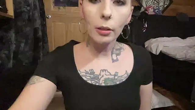 TeenyDoll online show from February 18, 2026, 3:37 am