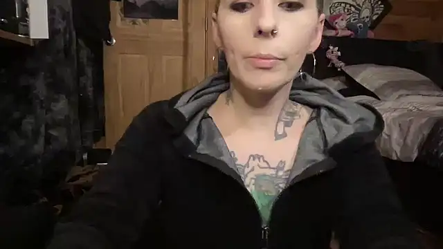 TeenyDoll online show from March 20, 2026, 2:45 am