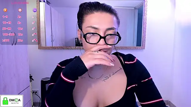 EricaVanderhill online show from June 14, 2026, 10:22 pm