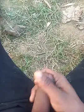 FinableKnee online show from December 15, 2025, 11:27 am