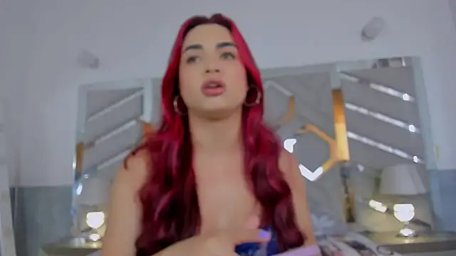 alexandra fire69x online show from April 6, 2026, 2:40 pm