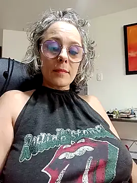 Snapshot of Pinkboobie chatting on January 8, 2025, 5:15 pm Pinkboobie online show from January 8, 2025, 5:15 pm