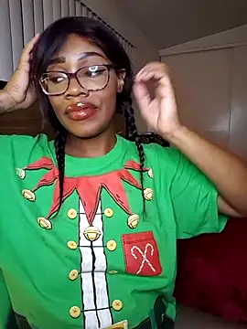 lollycoco online show from December 17, 2025, 6:40 am