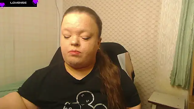 Janiffer MiMi online show from March 3, 2026, 5:31 pm