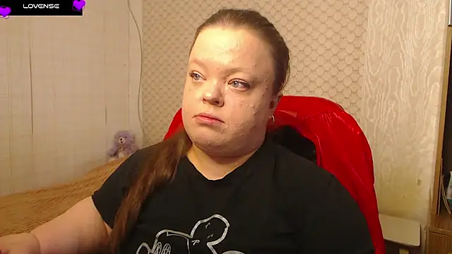 Janiffer MiMi online show from November 13, 2025, 7:45 am