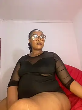 Snapshot of BADFATASS85 chatting on March 6, 2025, 3:35 am BADFATASS85 online show from March 6, 2025, 3:35 am