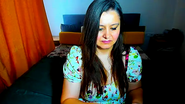 pinupmod online show from November 4, 2025, 11:36 am