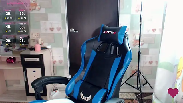 Korolek12 online show from October 25, 2025, 5:39 am