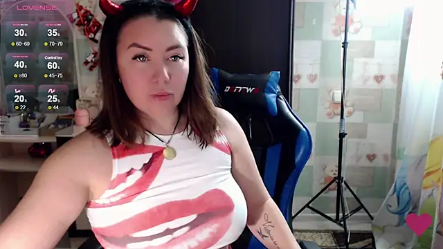 Korolek12 online show from October 31, 2025, 4:36 pm