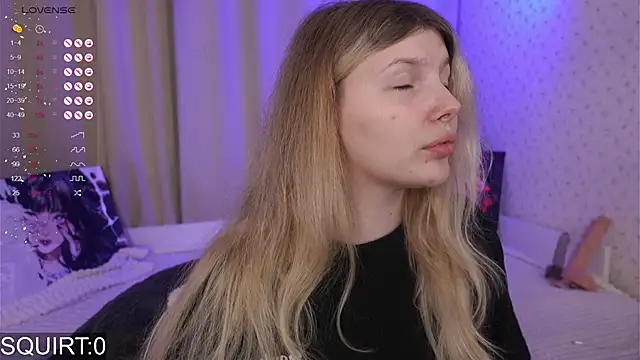 Snapshot of _aleksa_ chatting on November 15, 2025, 5:44 am aleksa online show from November 15, 2025, 5:44 am