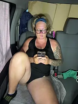 Lizzyloo online show from March 12, 2025, 1:58 am