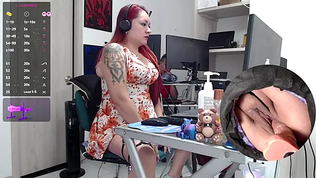 Snapshot of kyobiker chatting on November 16, 2025, 2:33 pm kyobiker online show from November 16, 2025, 2:33 pm