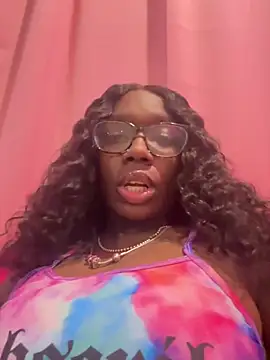 Snapshot of Farrah_Owens chatting on March 5, 2025, 2:03 am Farrah Owens online show from March 5, 2025, 2:03 am