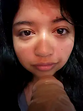 Peach Girll online show from October 20, 2025, 11:55 am