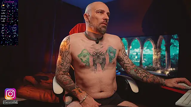 Snapshot of LuckyAlexx chatting on February 12, 2026, 4:12 am LuckyAlexx online show from February 12, 2026, 4:12 am