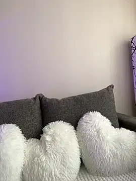 BarbieXs online show from March 27, 2026, 9:54 am