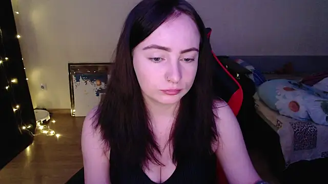 Snapshot of Laralianna chatting on January 11, 2026, 3:57 am Laralianna online show from January 11, 2026, 3:57 am