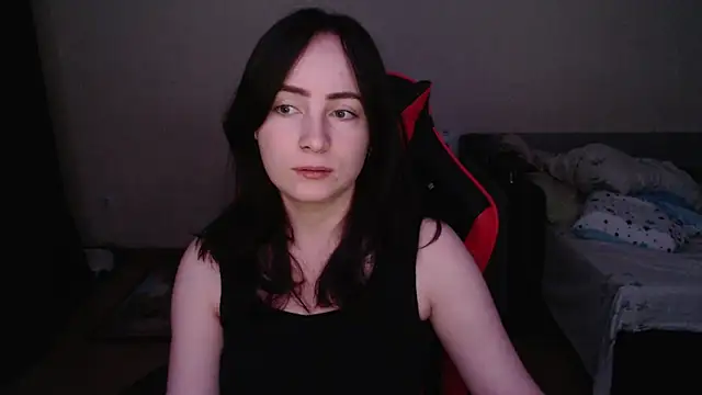 Snapshot of Laralianna chatting on November 13, 2025, 2:59 am Laralianna online show from November 13, 2025, 2:59 am