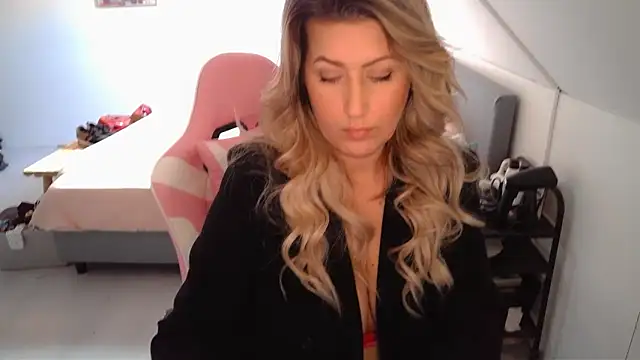 TessToy online show from March 2, 2025, 11:19 am