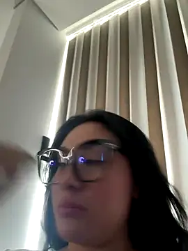 AnushaKumari online show from December 19, 2025, 2:52 pm