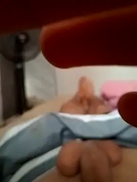 Pabon2002 online show from November 18, 2025, 6:11 pm