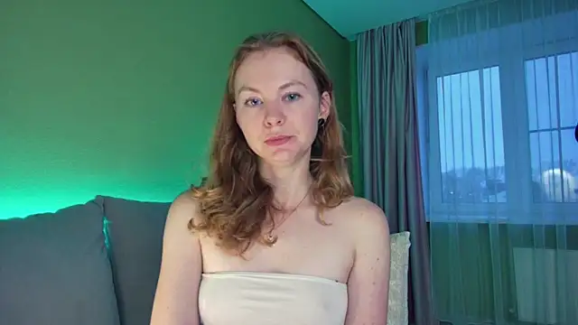 Cuddle Cat online show from January 13, 2025, 5:55 am