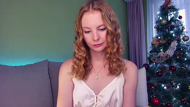 Cuddle Cat online show from December 28, 2024, 11:09 am