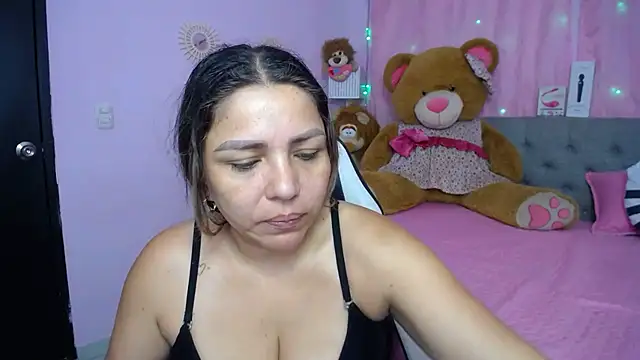 cum bigass online show from October 24, 2025, 12:04 pm