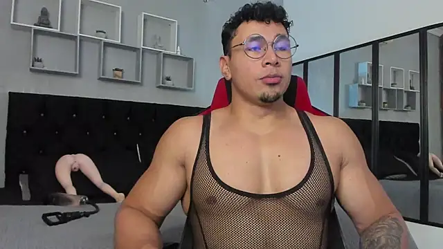 tyler hank01 online show from October 21, 2025, 6:07 pm