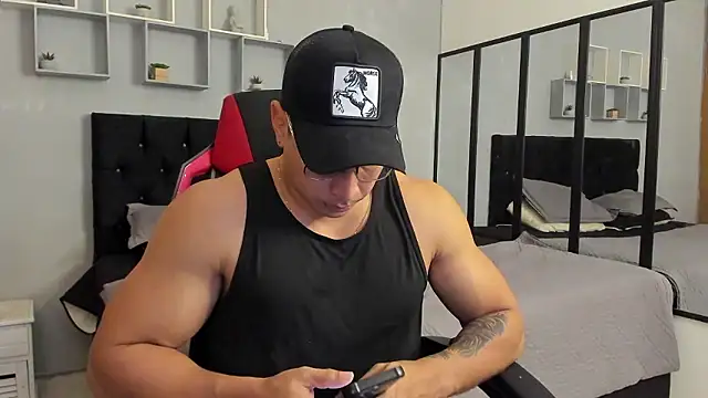 tyler hank01 online show from January 12, 2026, 10:14 pm