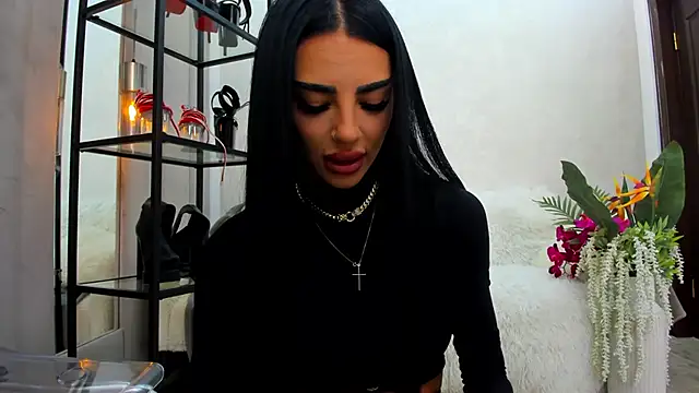 Britney Charm  online show from April 27, 2026, 7:17 am