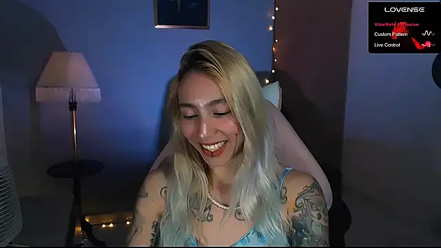 Saucy Jenn online show from February 1, 2025, 2:16 am