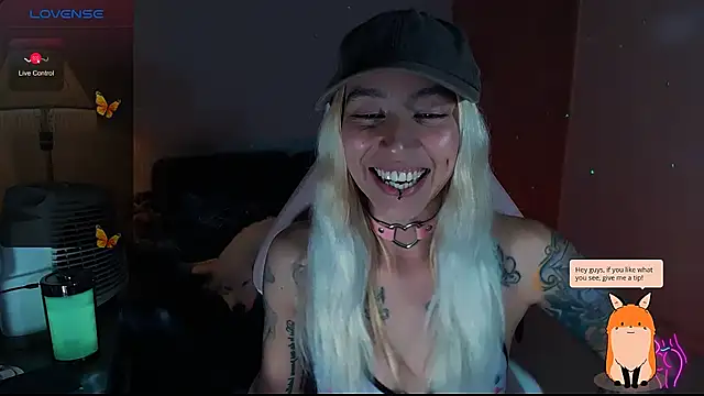 Saucy Jenn online show from December 7, 2024, 5:32 am