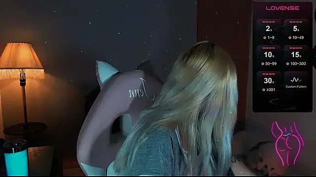 Saucy Jenn online show from December 24, 2024, 4:22 am