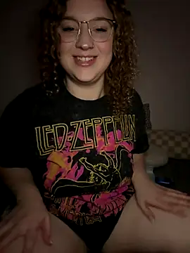 EmmieRae online show from October 8, 2025, 3:30 am