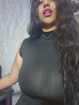 Valentinne z online show from October 24, 2025, 3:27 am