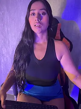 Valentinne z online show from December 19, 2025, 10:56 pm