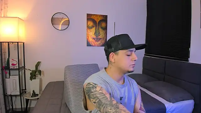 alejandro calderon1 online show from July 10, 2026, 4:56 am