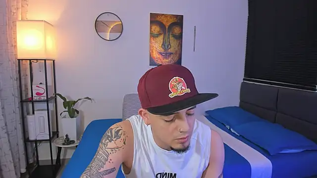 Snapshot of alejandro_calderon1 chatting on June 11, 2026, 2:11 am alejandro calderon1 online show from June 11, 2026, 2:11 am