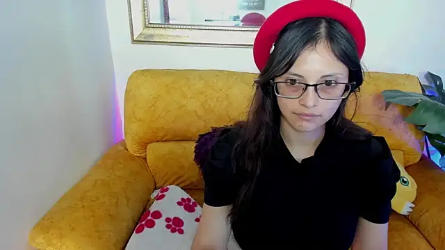 Snapshot of Kyomi_chang chatting on May 15, 2026, 12:25 pm Kyomi chang online show from May 15, 2026, 12:25 pm