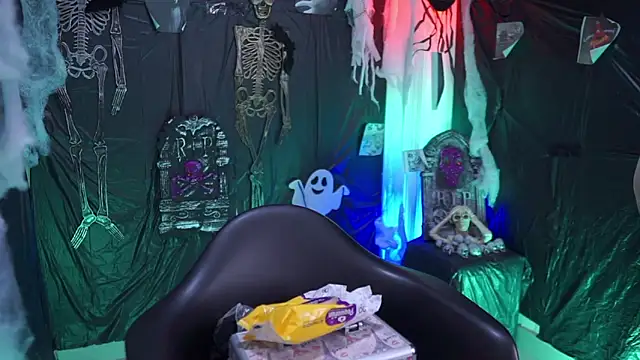 Kyomi chang online show from October 17, 2025, 1:02 pm