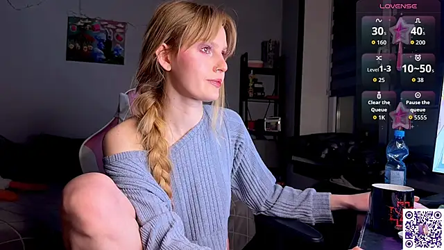 Chanel Gill online show from April 12, 2026, 8:56 pm