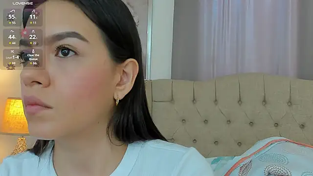 Snapshot of Beautyari_ chatting on June 1, 2026, 12:49 pm Beautyari online show from June 1, 2026, 12:49 pm