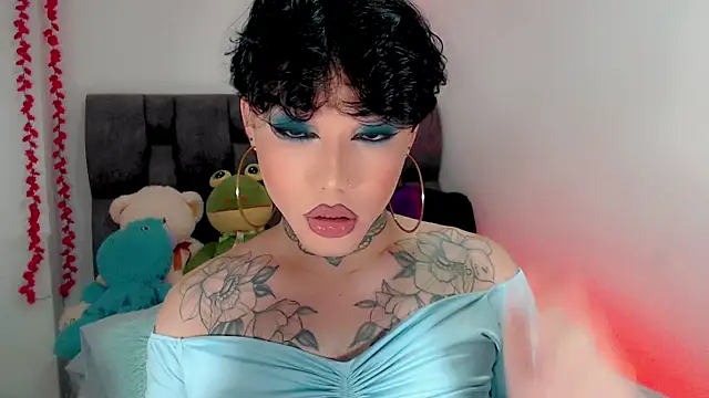 Snapshot of little_star_porn chatting on October 11, 2025, 12:06 pm little star porn online show from October 11, 2025, 12:06 pm