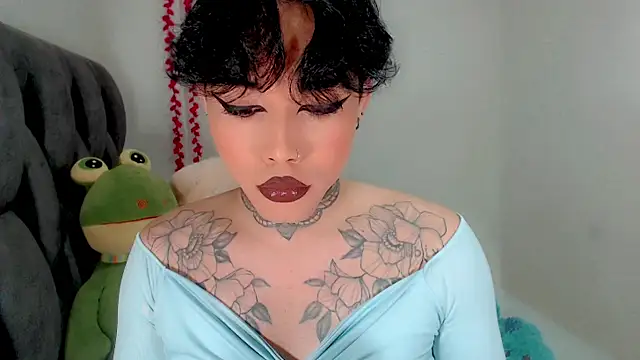 Snapshot of little_star_porn chatting on November 14, 2025, 11:19 pm little star porn online show from November 14, 2025, 11:19 pm