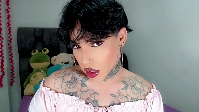 Snapshot of little_star_porn chatting on October 16, 2025, 12:41 am little star porn online show from October 16, 2025, 12:41 am