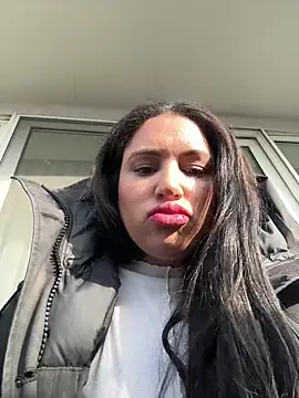 MeghanXO online show from December 18, 2025, 3:16 pm