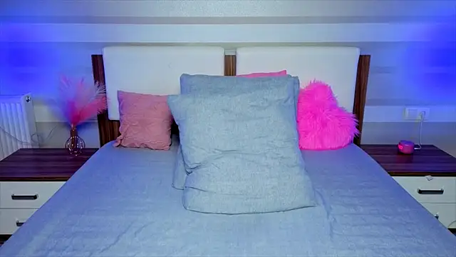 AriaSugar online show from November 21, 2025, 4:55 am