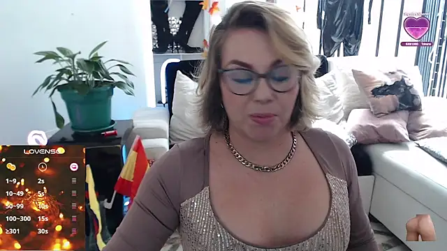 Snapshot of Myrnasexxx chatting on February 9, 2025, 6:58 pm Myrnasexxx online show from February 9, 2025, 6:58 pm