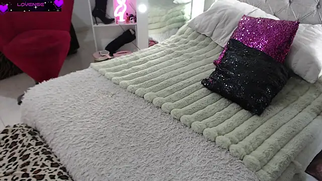 Snapshot of Myrnasexxx chatting on February 20, 2026, 9:50 pm Myrnasexxx online show from February 20, 2026, 9:50 pm